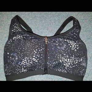 Victoria's secret 34DD sports bra